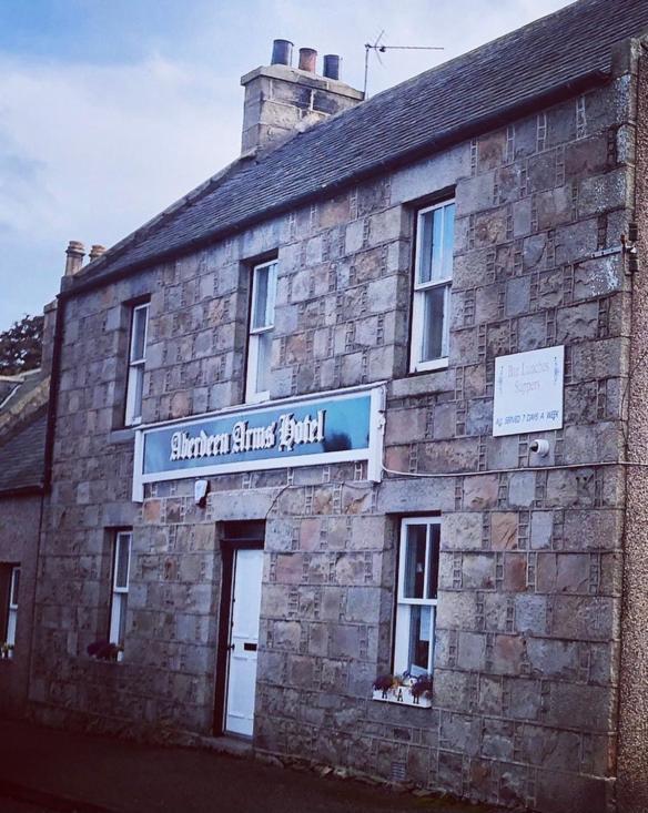 The Aberdeen Arms Hotel Tarves 外观 照片